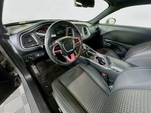 Used 2018 Dodge Challenger SXT w/ Blacktop Package image 18