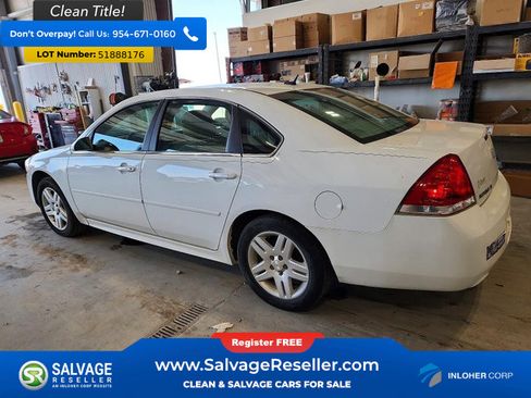 Used 2014 Chevrolet Impala LT w/ LT Sunroof Package FWD image 3