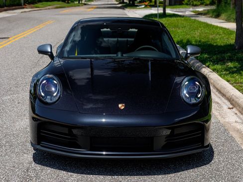 Used 2026 Porsche 911 Carrera T RWD image 11