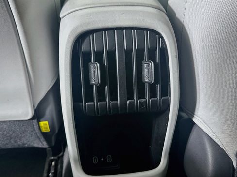 Used 2024 Hyundai Kona SEL AWD/4WD image 26