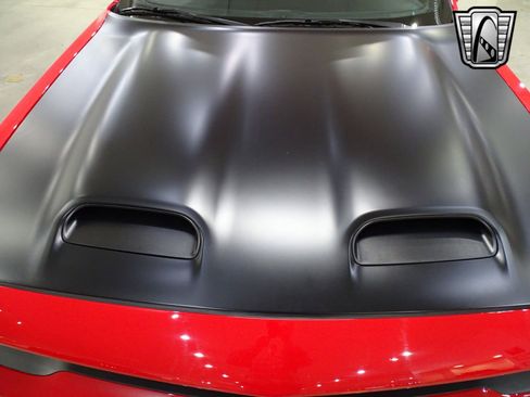 Used 2019 Dodge Challenger SRT Hellcat Redeye image 10