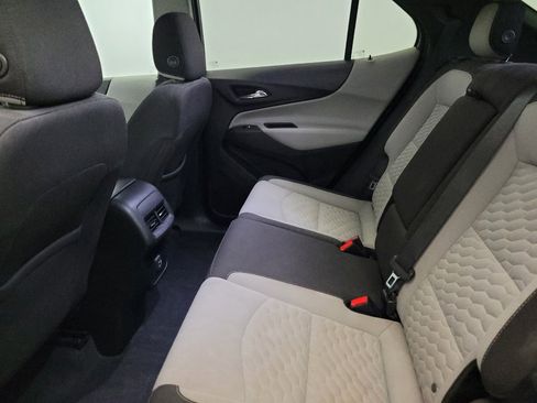 Used 2020 Chevrolet Equinox LS w/ LS Convenience Package AWD/4WD image 18