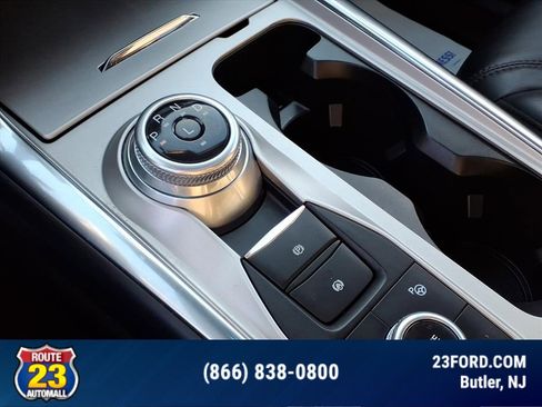 Certified 2022 Ford Explorer Platinum w/ Equipment Group 601A image 16