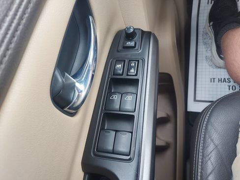 Used 2015 Nissan Armada Platinum w/ Platinum Reserve Package AWD/4WD image 30