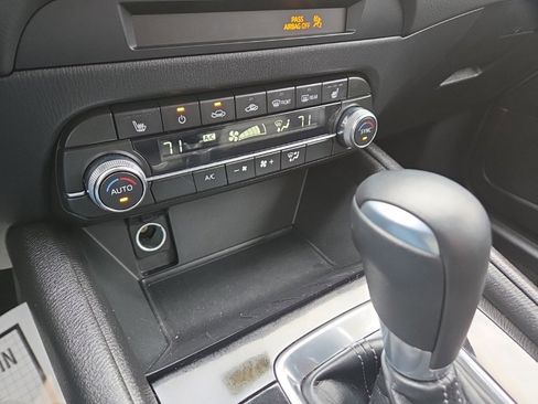 Used 2025 MAZDA CX-5 AWD 2.5 S w/ Preferred Package image 33