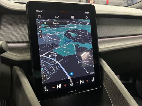 Certified 2022 Polestar Polestar 2 w/ Plus Package image 14