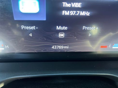 Used 2022 Jeep Grand Cherokee L Limited image 17