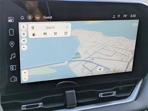 New 2026 Chevrolet Equinox LT w/ LPO, Floor Liner Package image 19