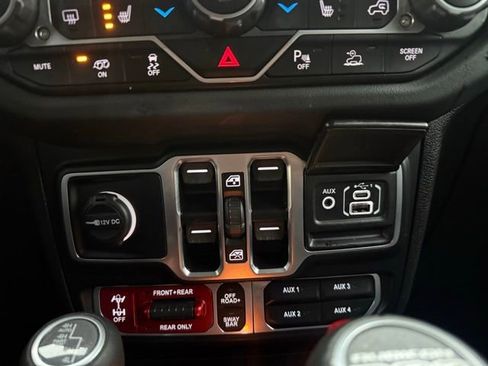 Used 2024 Jeep Wrangler Rubicon 392 image 24