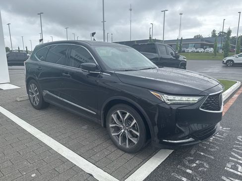 Used 2022 Acura MDX SH-AWD w/ Technology Package image 2