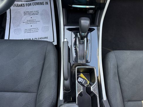 Used 2016 Honda Accord EX image 30