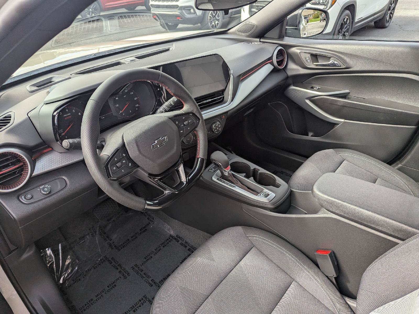 New 2026 Chevrolet Trax RS w/ Driver Confidence Package FWD image 37