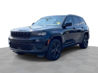Used 2023 Jeep Grand Cherokee Altitude video 1