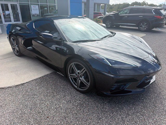 Used 2026 Chevrolet Corvette Stingray Coupe w/ 1LT RWD image 3