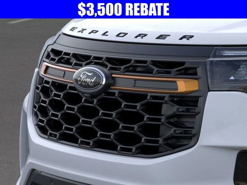 New 2026 Ford Explorer Tremor image 17