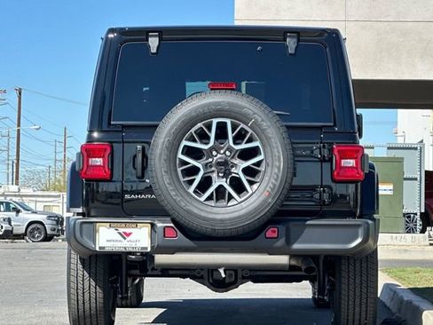 New 2025 Jeep Wrangler Sahara image 10
