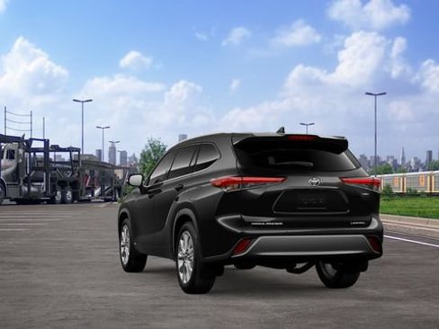 New 2026 Toyota Highlander Limited AWD/4WD image 9