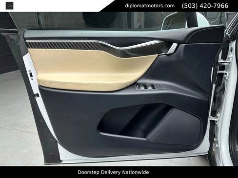 Used 2017 Tesla Model X 100D image 23