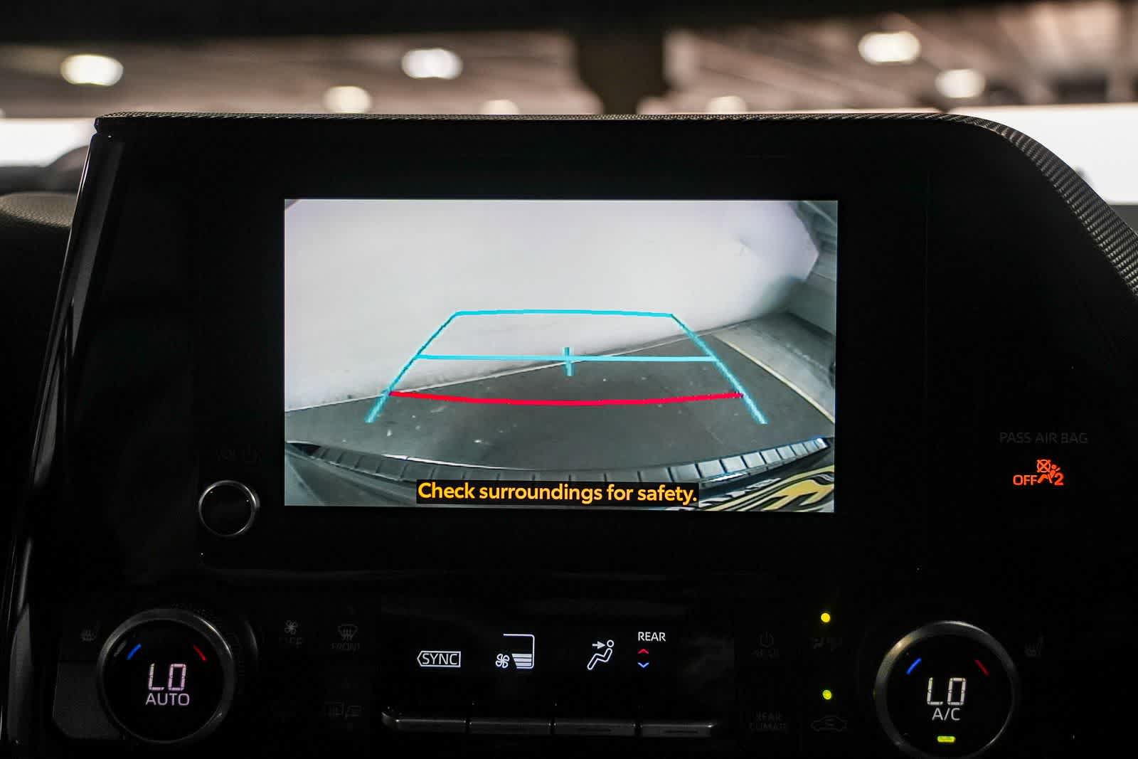 Used 2023 Toyota Highlander XSE FWD image 22