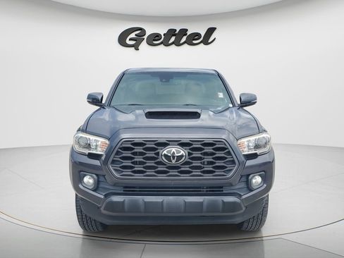 Used 2020 Toyota Tacoma TRD Sport AWD/4WD image 2