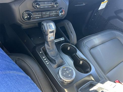 New 2025 Ford Bronco Big Bend w/ Black Diamond Package image 20
