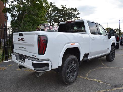 New 2026 GMC Sierra 2500 AT4 w/ AT4 Premium Plus Package image 8