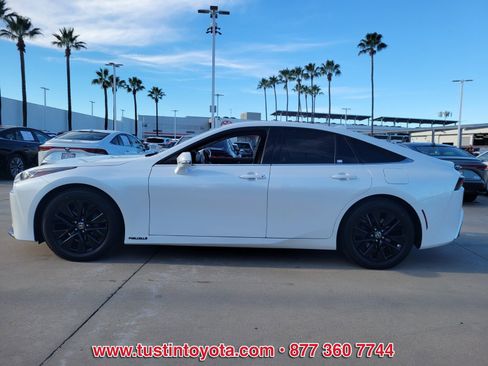 Certified 2022 Toyota Mirai XLE image 7