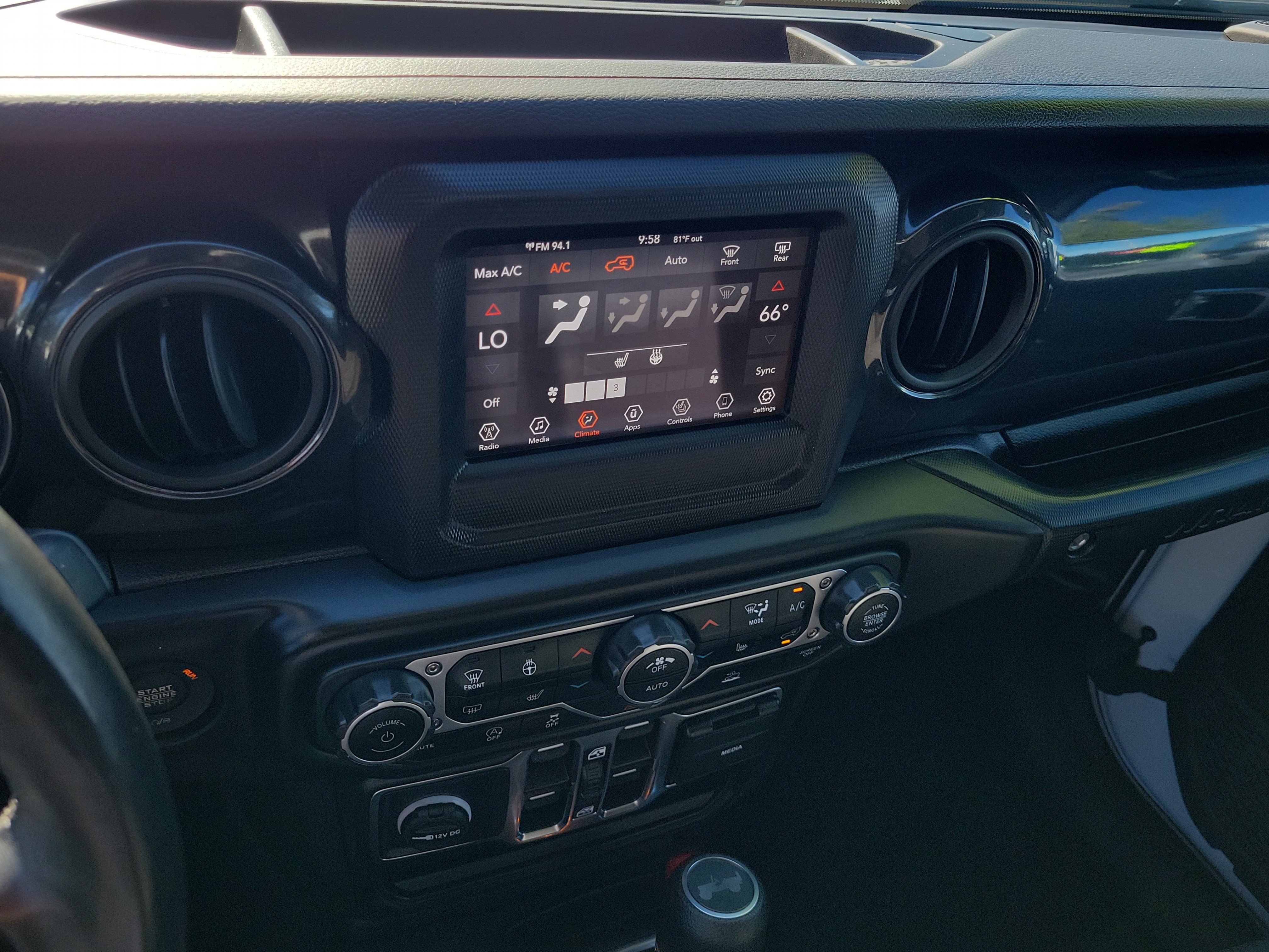 Used 2023 Jeep Wrangler Unlimited Sport AWD/4WD image 23