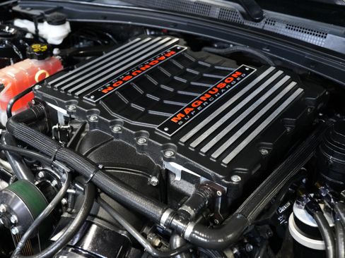 Used 2020 Chevrolet Camaro ZL1 RWD image 46