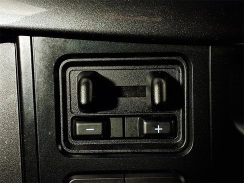 Used 2022 Ford F150 XLT w/ Equipment Group 302A High image 22