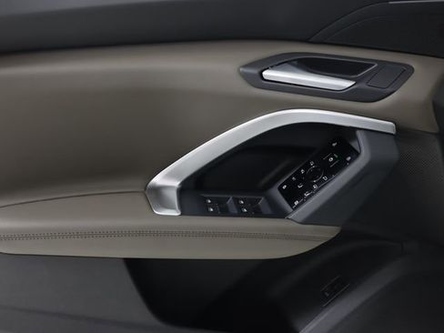 New 2026 Audi Q5 Premium image 11