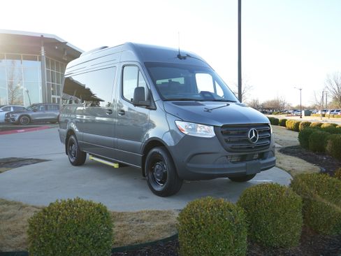 New 2026 Mercedes-Benz Sprinter 2500 image 9