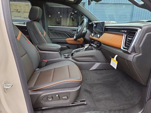 New 2026 GMC Canyon AT4 w/ Technology Plus Package AWD/4WD image 34