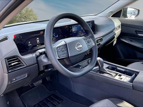 New 2027 Nissan Sentra SV w/ Floor Mat Package FWD image 7