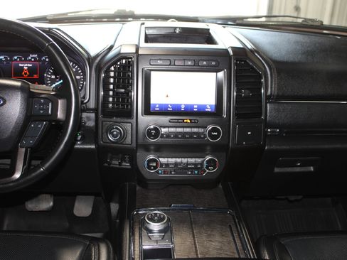 Used 2021 Ford Expedition Limited RWD image 15