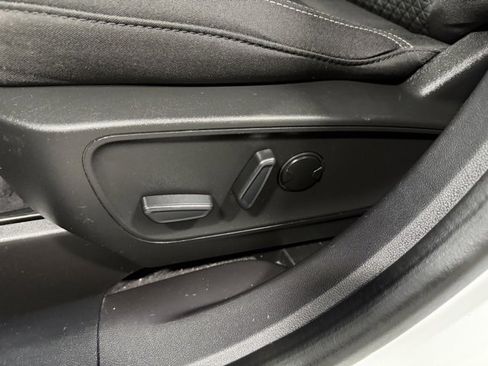 Used 2023 Ford Escape Active image 20