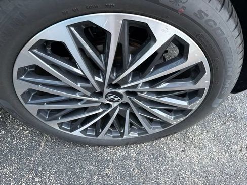Used 2026 Hyundai Palisade Calligraphy AWD/4WD image 14