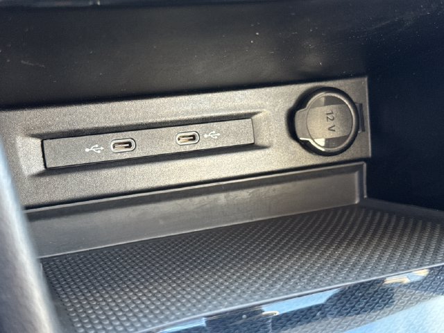 Used 2025 Volkswagen Taos S FWD image 34