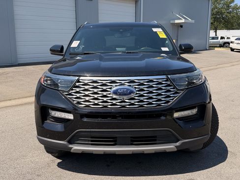 Used 2020 Ford Explorer Platinum w/ Premium Technology Package AWD/4WD image 6