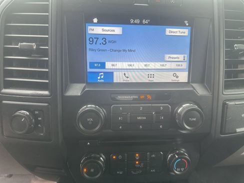 Used 2018 Ford F150 XL w/ Equipment Group 101A Mid AWD/4WD image 32
