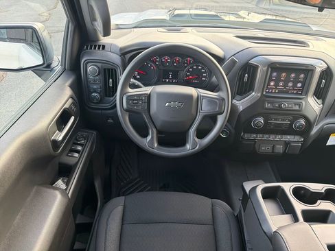 New 2026 Chevrolet Silverado 1500 Custom Trail Boss w/ Dark Appearance Package image 13