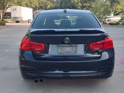 Used 2018 BMW 330i Sedan w/ Convenience Package RWD image 4