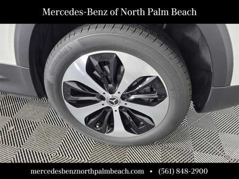 Certified 2025 Mercedes-Benz GLB 250 image 16