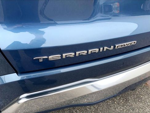 Used 2026 GMC Terrain Denali AWD/4WD image 33