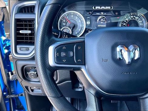 Used 2025 RAM 1500 Warlock AWD/4WD image 17