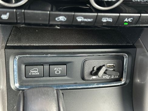 Used 2019 Subaru Ascent Limited w/ Popular Package #3 image 37