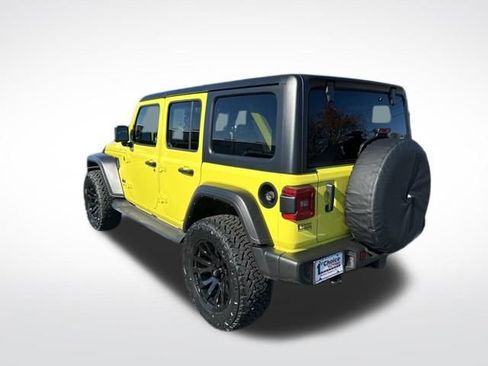 Used 2023 Jeep Wrangler Sport S image 4