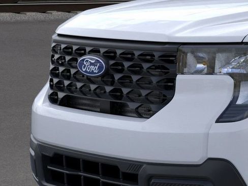 New 2026 Ford Maverick XL image 18