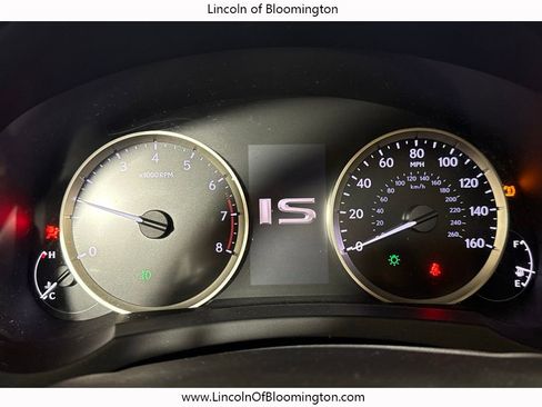 Used 2016 Lexus IS 300 AWD image 29