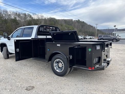 New 2026 Chevrolet Silverado 3500 LT w/ Convenience Package image 22